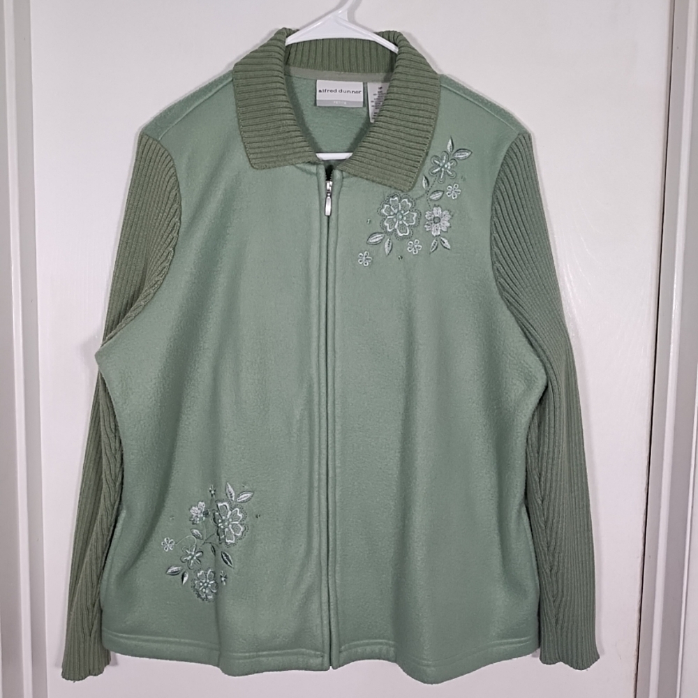 Alfred Dunner Petite 14P Green Full Zip Fleece Sweater Jacket Floral Embroidery